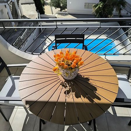 Villa Seaview With Pool - Apartment Yellow Traù Esterno foto